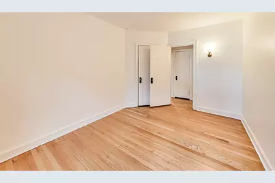 566 Bellevue Place, Highland Park, IL 60035 - Photo 13