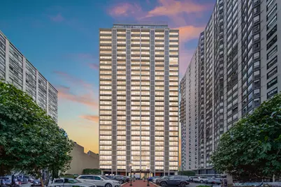 5733 N Sheridan Road #27C, Chicago, IL 60660 - Photo 1