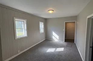 458 N Washington Ave, Kankakee, IL 60901 - Photo 3