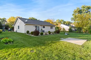 111 Deerpath Rd, Matteson, IL 60443 - Photo 23