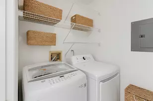 609 Hanover Ct, Schaumburg, IL 60194 - Photo 17