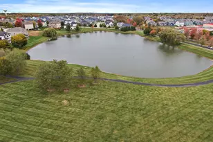 3660 Broadleaf Ave, Elgin, IL 60124 - Photo 79