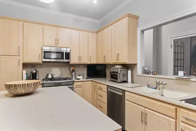 1329 N Dearborn Street #1, Chicago, IL 60610 - Photo 7