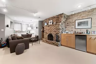 1329 N Dearborn St, Chicago, IL 60610 - Photo 21