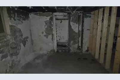 6925 S Stewart Avenue, Chicago, IL 60621 - Photo 17