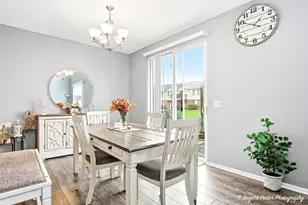 715 Legend Ln, McHenry, IL 60050 - Photo 7