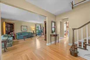 1432 Calcutta Ln, Naperville, IL 60563 - Photo 7