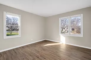 [Address not provided], Clarendon Hills, IL 60514 - Photo 19