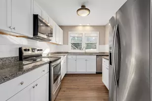 [Address not provided], Clarendon Hills, IL 60514 - Photo 7