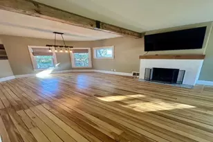 320 Shaw St, Rockford, IL 61104 - Photo 5