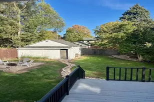 320 Shaw St, Rockford, IL 61104 - Photo 17