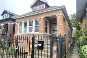 5626 S Maplewood Ave, Chicago, IL 60629 - Photo 3