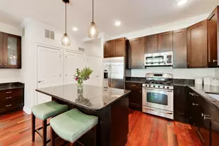 1219 W Foster Ave, Chicago, IL 60640 - Photo 5
