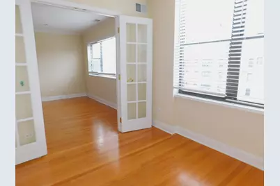 515 Sheridan Road #202, Evanston, IL 60202 - Photo 5