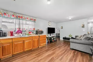 10309 Parkside Ave, Oak Lawn, IL 60453 - Photo 11