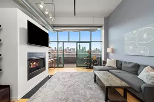 1645 W Ogden Ave, Chicago, IL 60612 - Photo 3