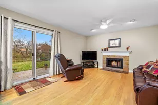 111 Midway Ln, Vernon Hills, IL 60061 - Photo 13