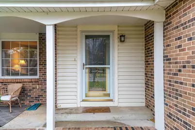 111 Midway Lane, Vernon Hills, IL 60061 - Photo 3