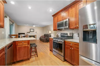 111 Midway Lane, Vernon Hills, IL 60061 - Photo 11