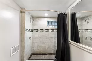 1641 N Kedzie Ave, Chicago, IL 60647 - Photo 25