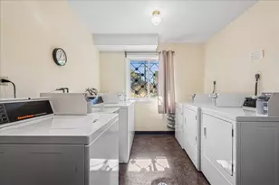 828 Oakton St, Evanston, IL 60202 - Photo 19