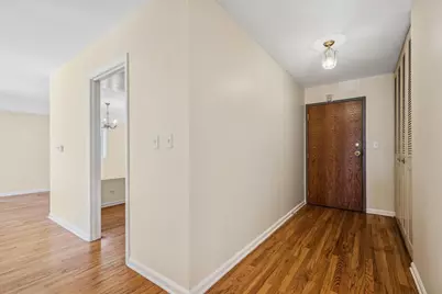 828 Oakton Street #3F, Evanston, IL 60202 - Photo 3