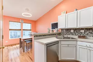 1339 Harvest Dr, Crest Hill, IL 60403 - Photo 7