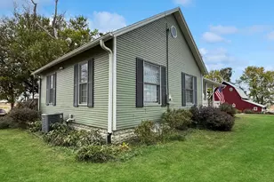 30789 5 Points Rd, Kingston, IL 60145 - Photo 3