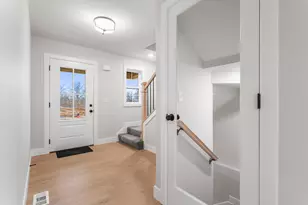 706 Wheatley Dr, Mahomet, IL 61853 - Photo 5