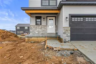 706 Wheatley Dr, Mahomet, IL 61853 - Photo 3