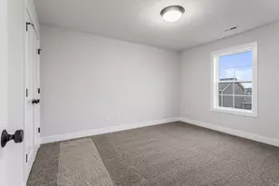 706 Wheatley Dr, Mahomet, IL 61853 - Photo 29