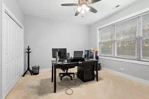 7727 S Roberts Rd, Bridgeview, IL 60455 - Photo 19