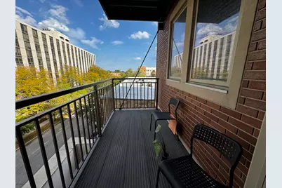 1323 W Morse Avenue #609, Chicago, IL 60626 - Photo 9