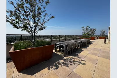 1323 W Morse Avenue #609, Chicago, IL 60626 - Photo 17