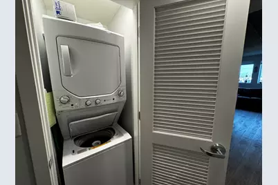 1323 W Morse Avenue #609, Chicago, IL 60626 - Photo 15