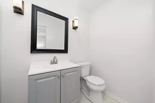 222 Washington Blvd, Oak Park, IL 60302 - Photo 17
