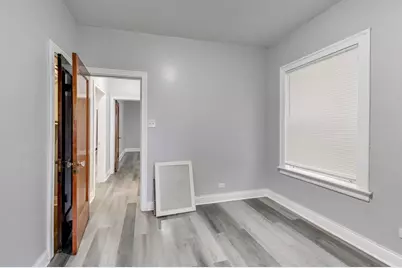 8008 S Loomis Boulevard, Chicago, IL 60620 - Photo 13