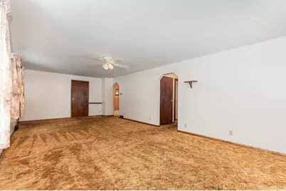 [Address not provided], Palos Hills, IL 60465 - Photo 7