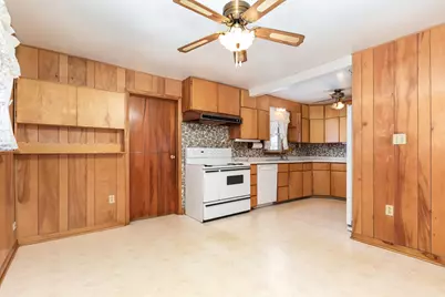 [Address not provided], Palos Hills, IL 60465 - Photo 9