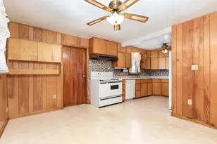 [Address not provided], Palos Hills, IL 60465 - Photo 9