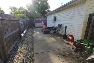 104 S Parkside Road, Normal, IL 61761 - Photo 5