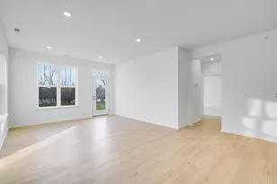 12275 Barcroft Cir, Huntley, IL 60142 - Photo 5