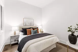 1426 W Irving Park Rd, Chicago, IL 60613 - Photo 11