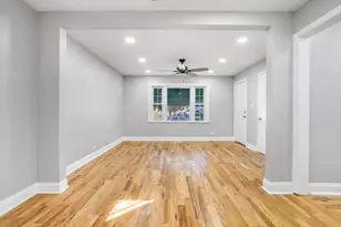 6411 S Leclaire Ave, Chicago, IL 60638 - Photo 5