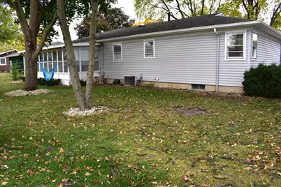 1500 Manhattan Drive, Streator, IL 61364 - Photo 23