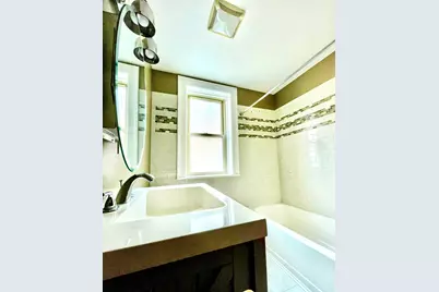 3227 N Albany Avenue #1, Chicago, IL 60618 - Photo 7