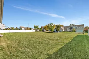 26330 S Settlers Dr, Channahon, IL 60410 - Photo 7