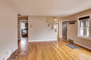 2537 S Scott St, Des Plaines, IL 60018 - Photo 3