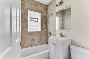 8922 S May St, Chicago, IL 60620 - Photo 9