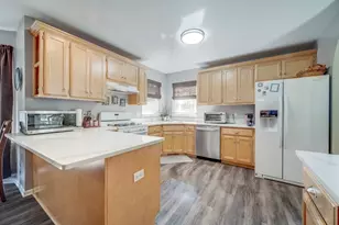 12805 Tipperary Ln, Plainfield, IL 60585 - Photo 7